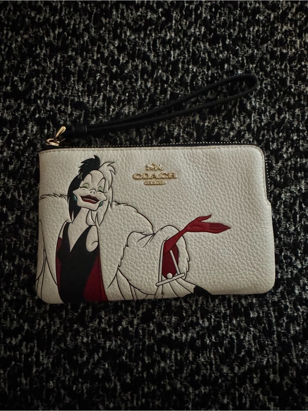 Coach White Leather Disney Cruella Wristlet